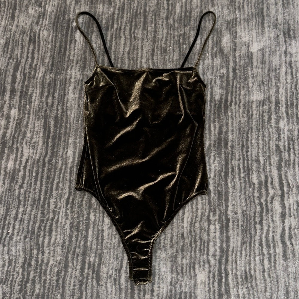 Fleur du mal velvet bodysuit